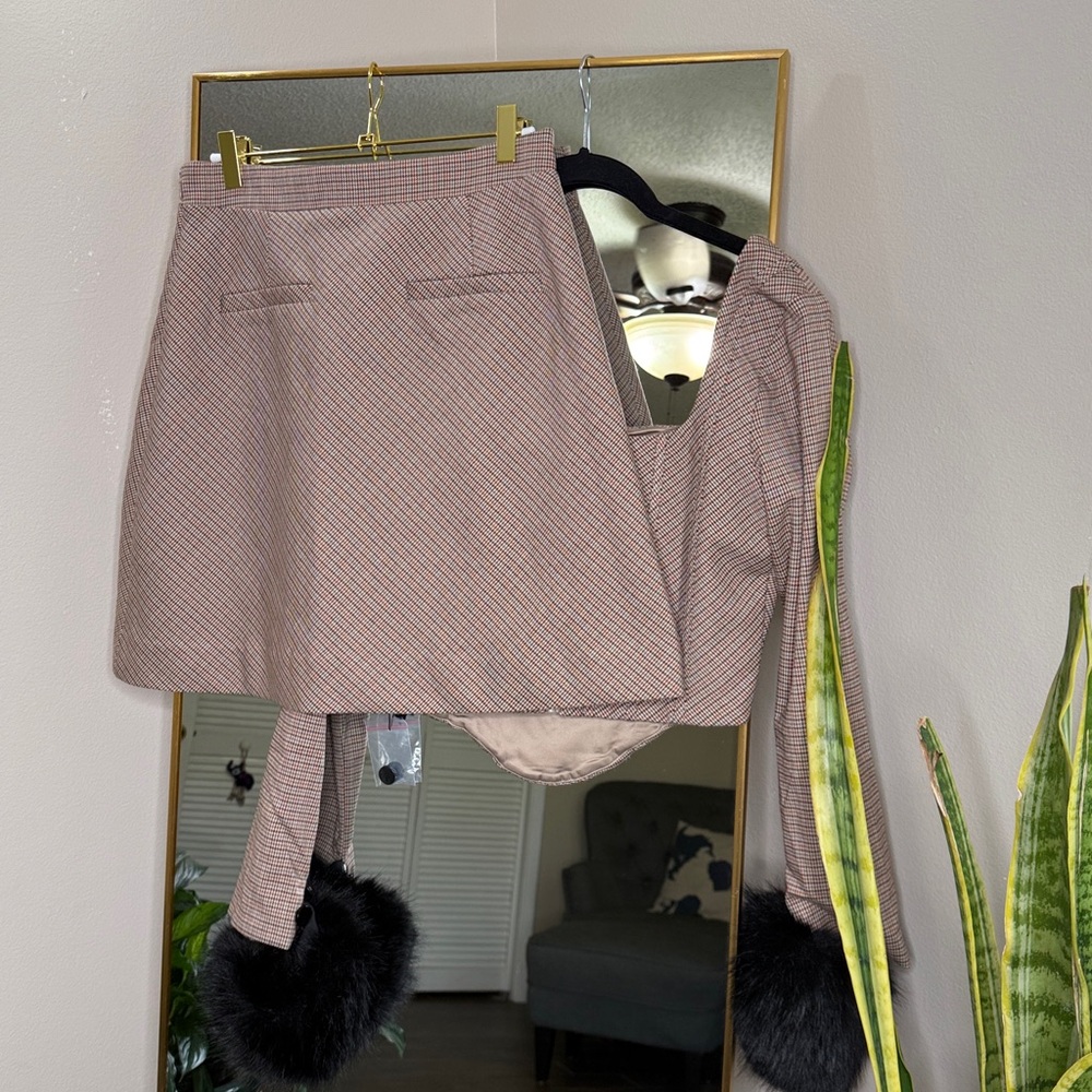 House of CB Antonia & Nerida Brown Puppytooth A-line Mini Skirt NWOT - Picture 5 of 5